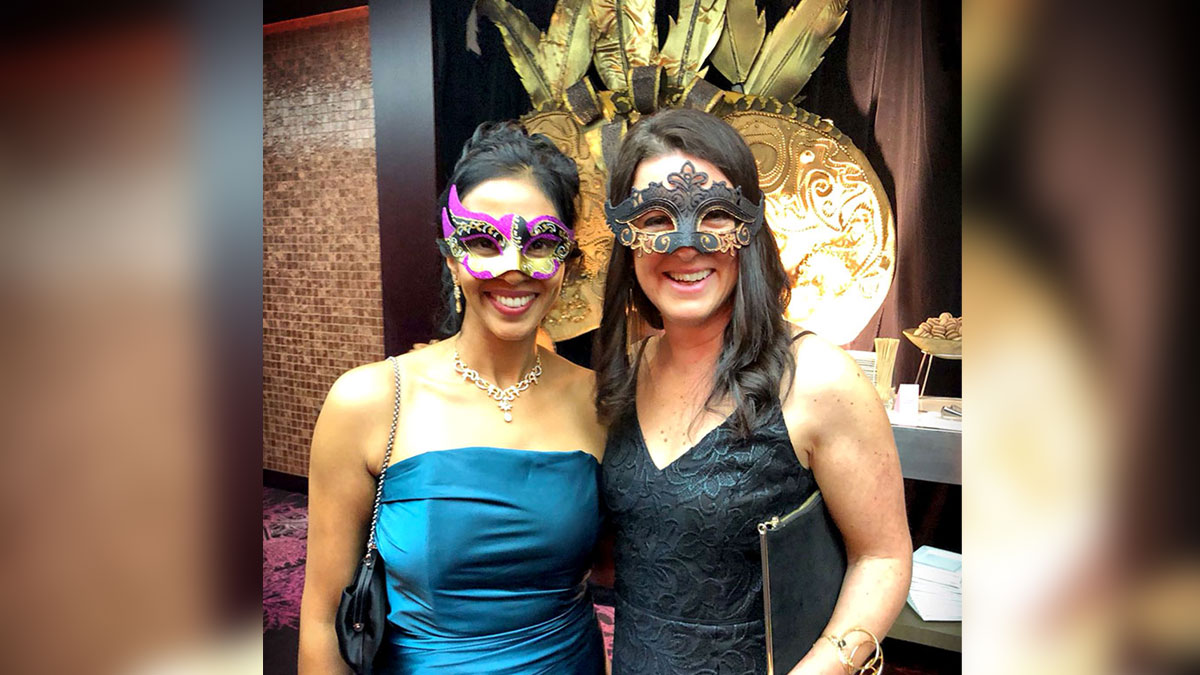 I was fortunate enough to attend the glamorous Chocolate Ball in Sydney last year. My good friend, also a doctor, is on the Board and she works hard to support the efforts of the Foundation which raises research funds for FHSD (FacioScapuloHumeral Dystrophy).